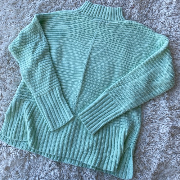 Apt 9 Mint Green Sweater - Picture 5 of 7